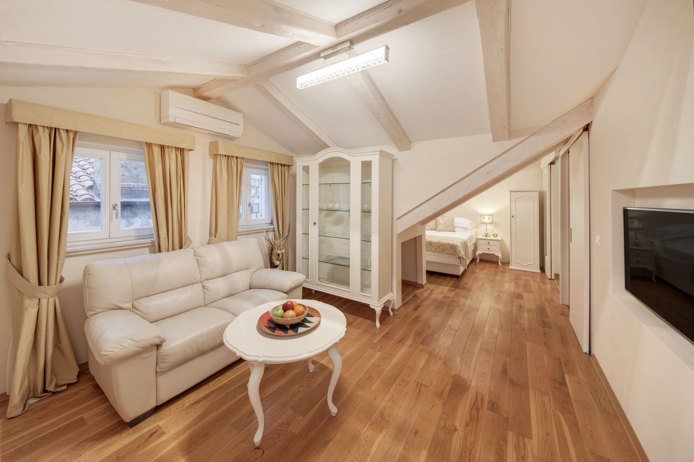 Palmotta-Palace-Room-25