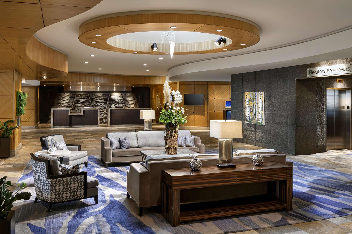 Fairmont-Vancouver-Airport-Lobby-2