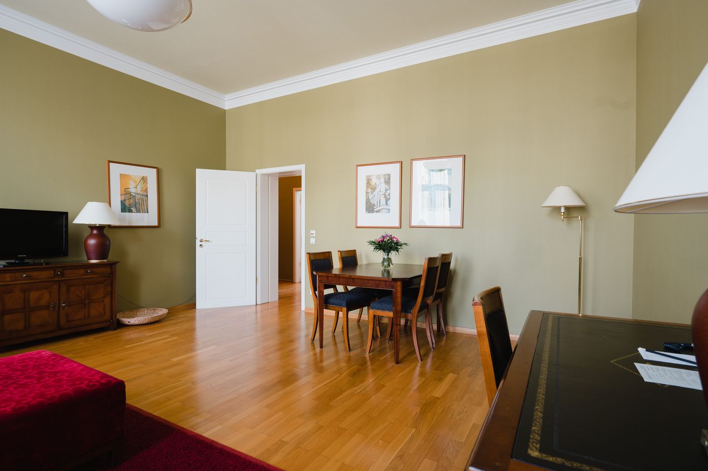 Louisa-s-Place-Room-17