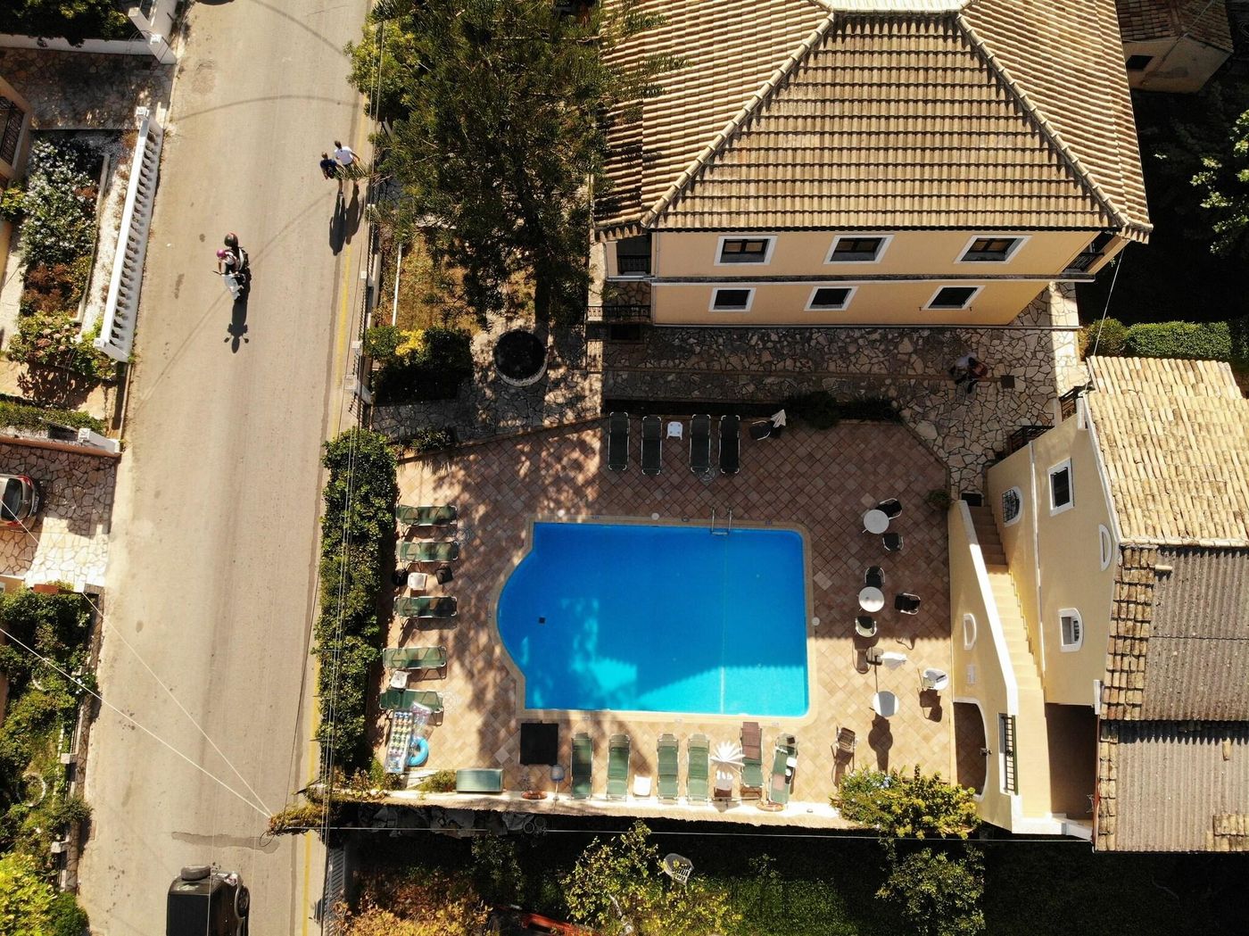 Ariti-Complex-Lobby-4