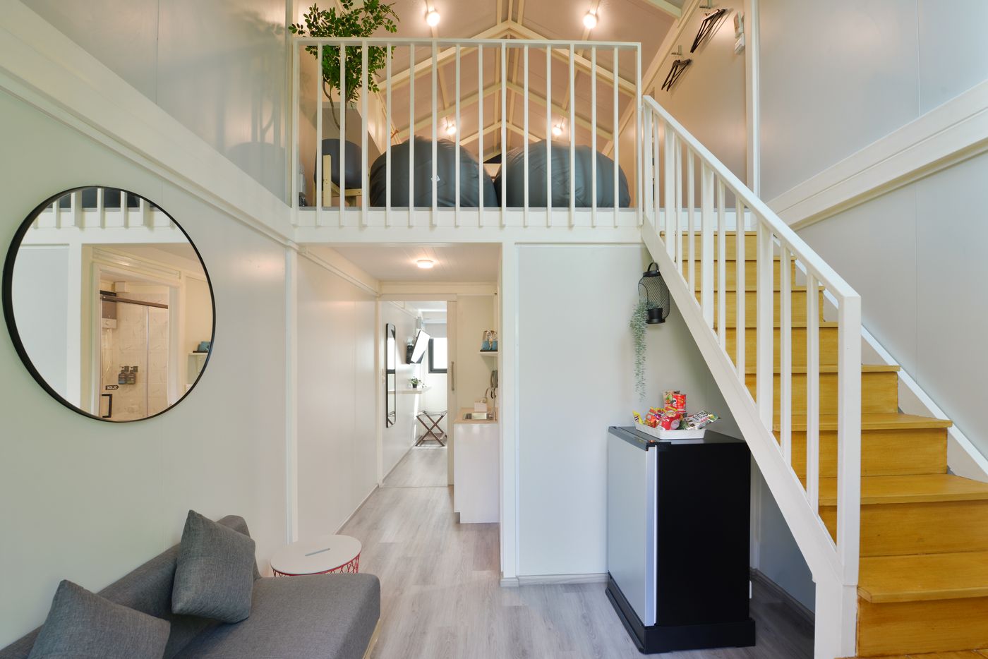 Gate43-Airport-Hotel-Room-6