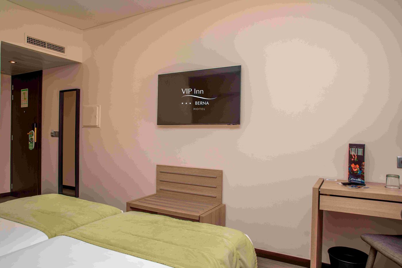 VIP-Inn-Berna-Room-10