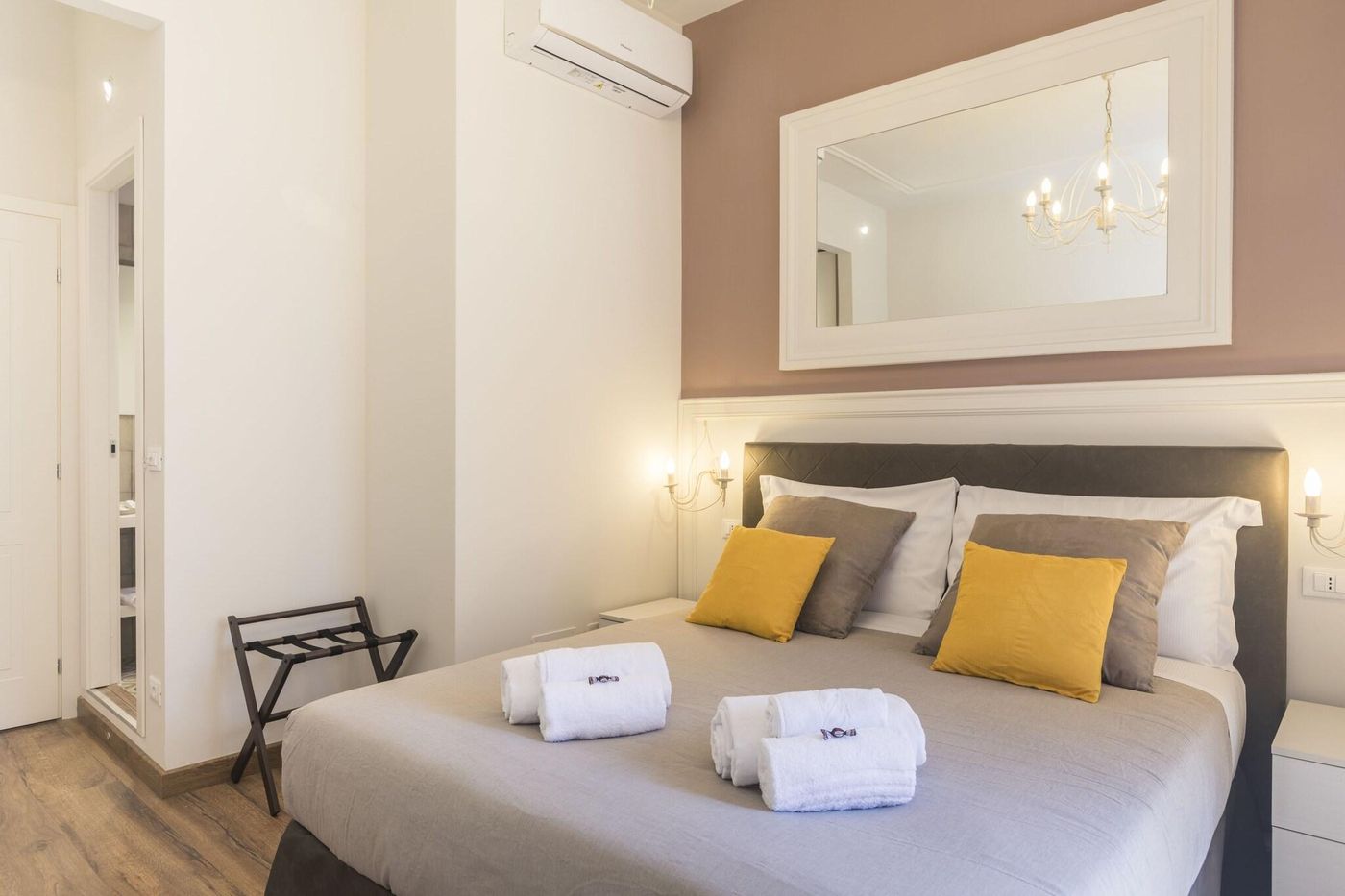 Trastevere-Gallery-Suites-Room-12