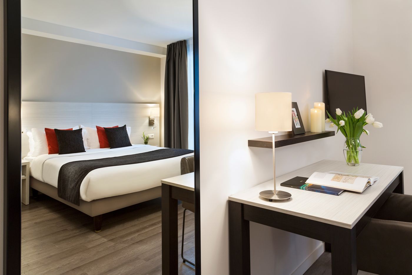 Citadines-Montmartre-Paris-Room-16