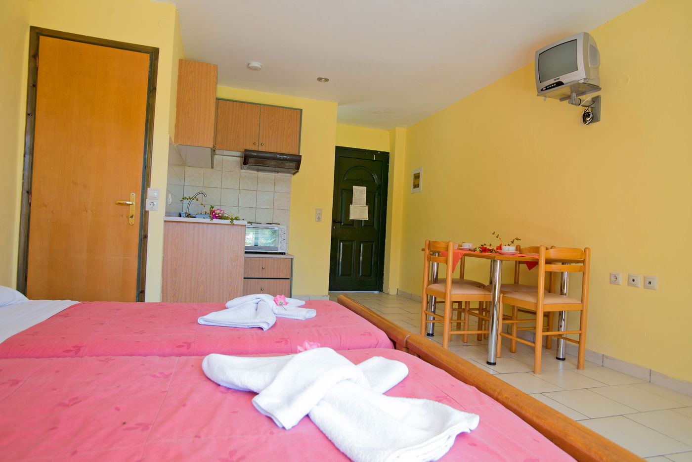 Magnolia-Aparthotel-Room-7