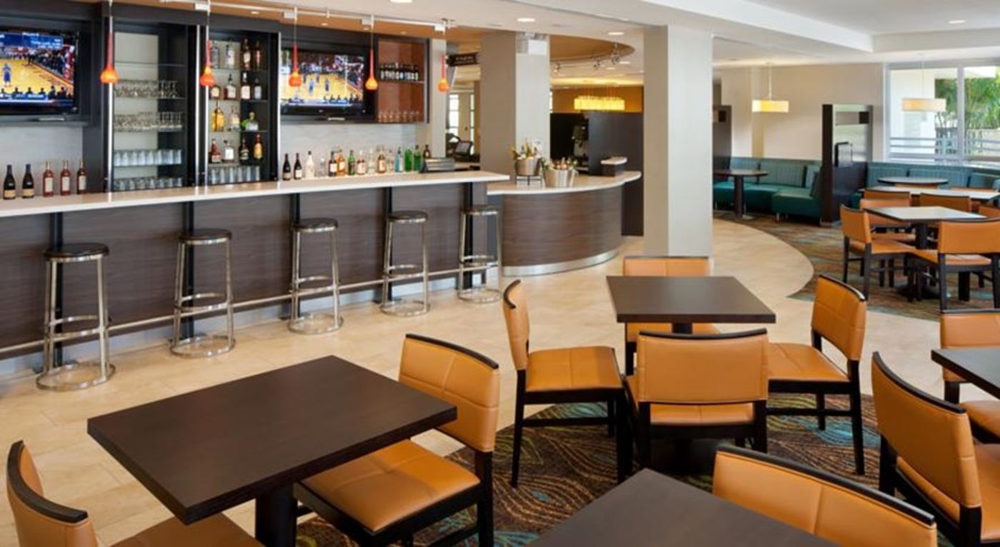 Courtyard By Marriott Miami Coconut Grove - United States - Miami - General view - 9