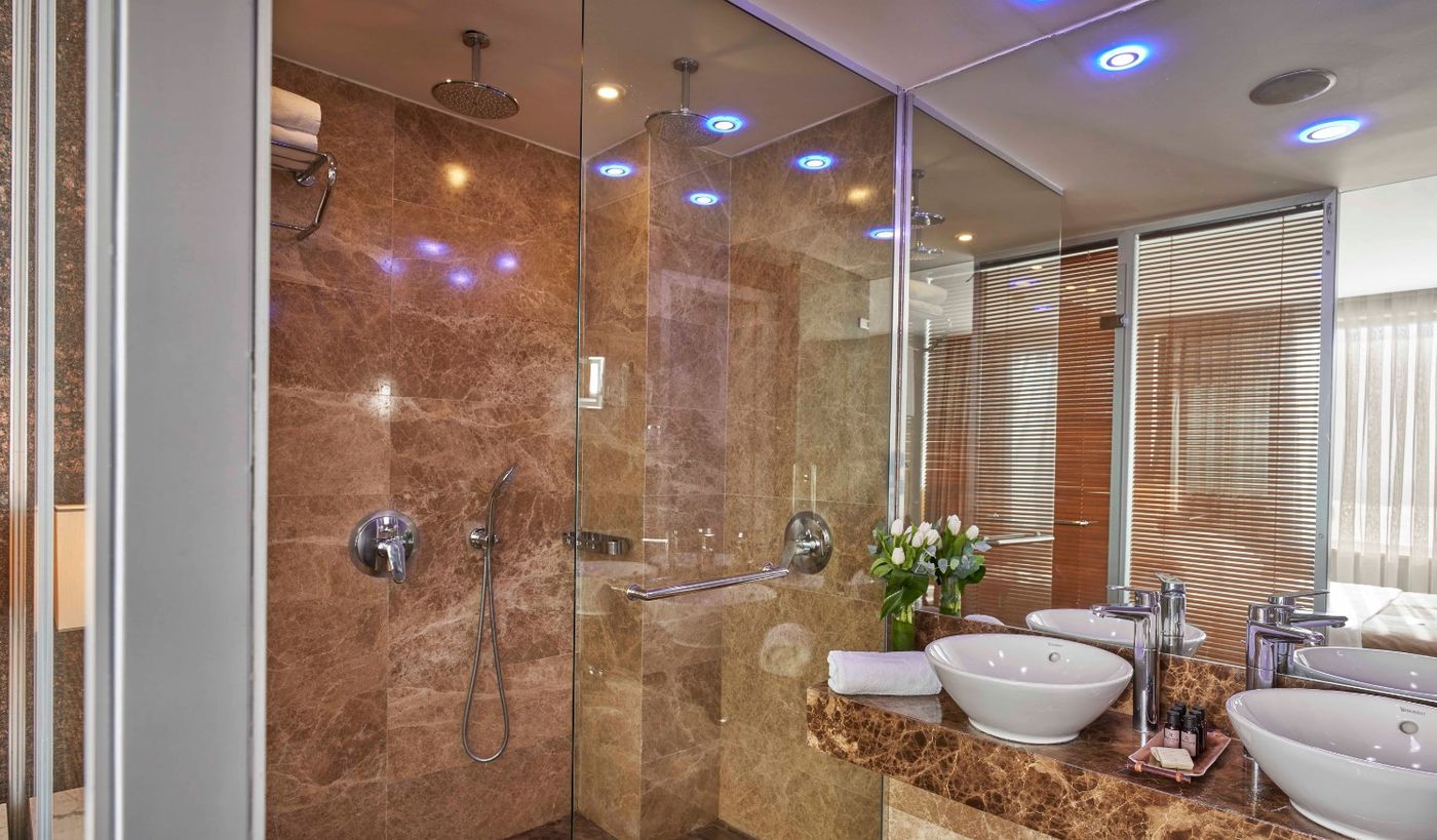 Richmond-Istanbul-Room-44