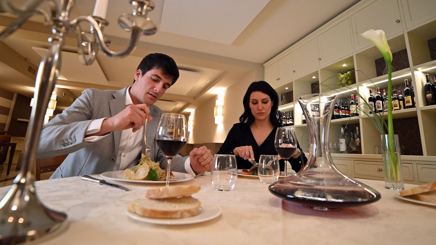 Best-Western-Grand-Htl-Guinigi-Restaurant-46