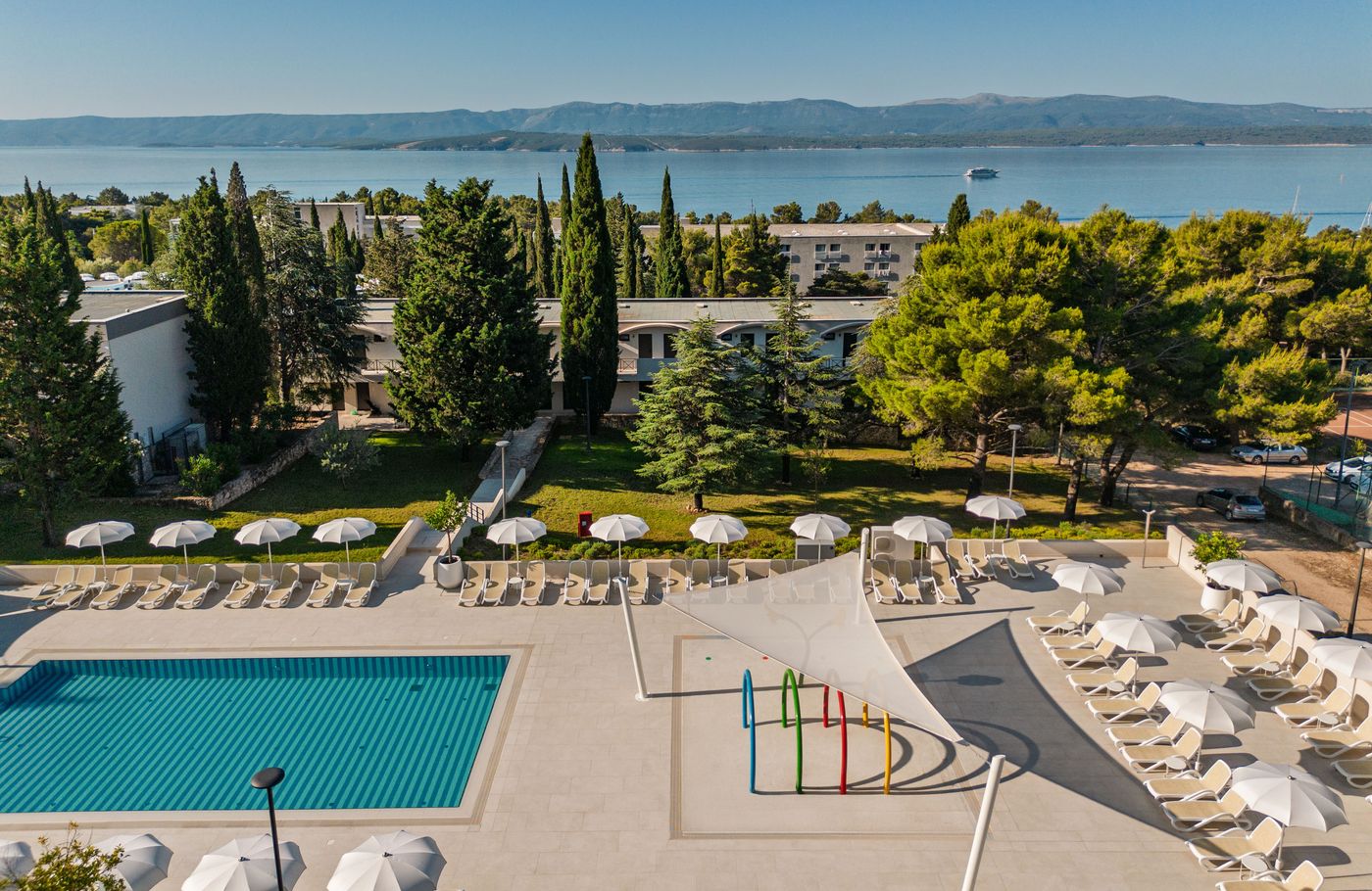 Hotel-Bluesun-Bonaca-Pool-9