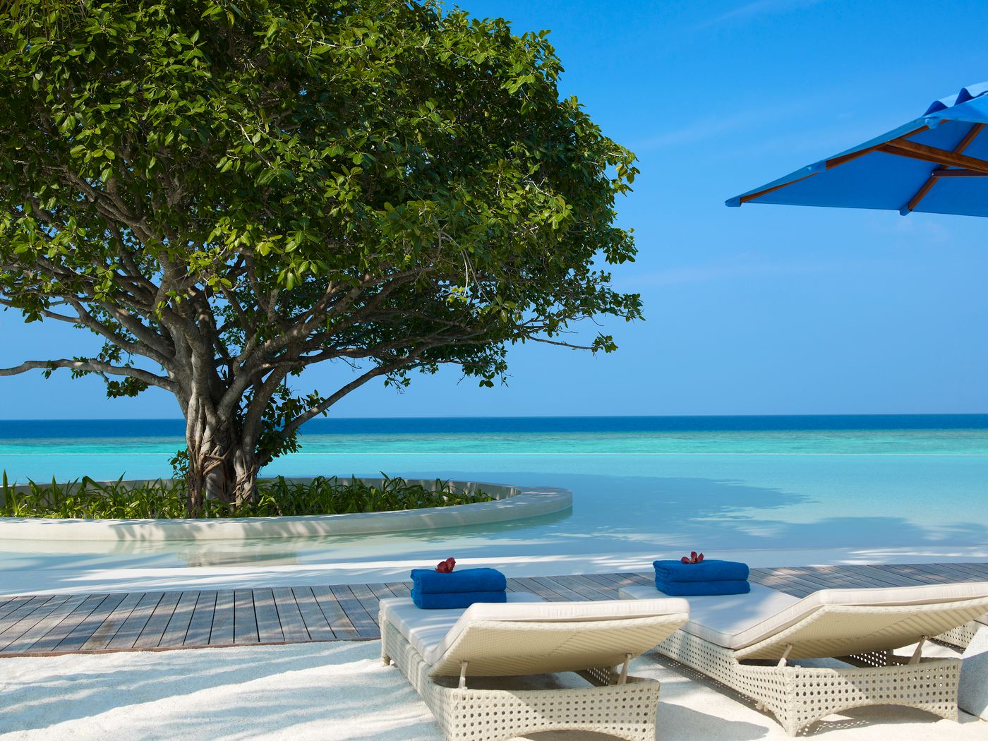 Dusit Thani Maldives 21