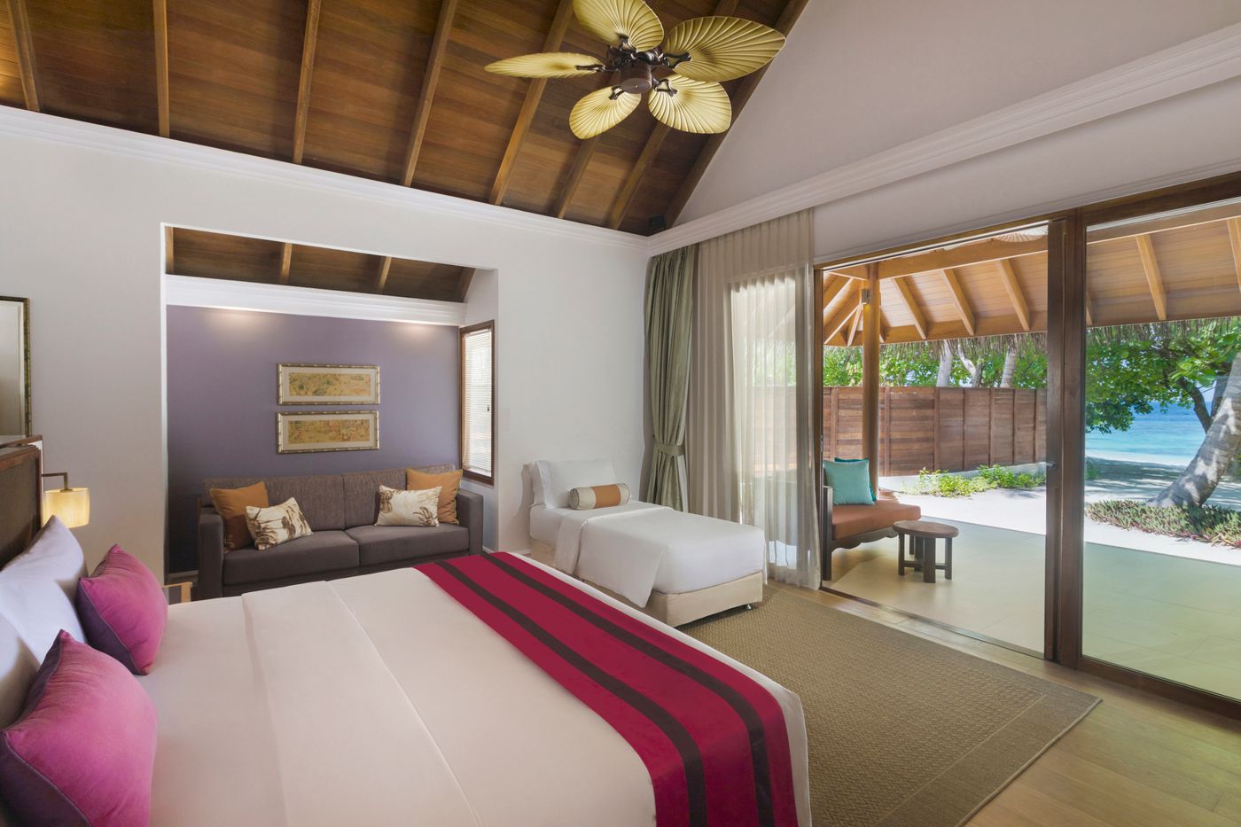 Dusit Thani Maldives 10