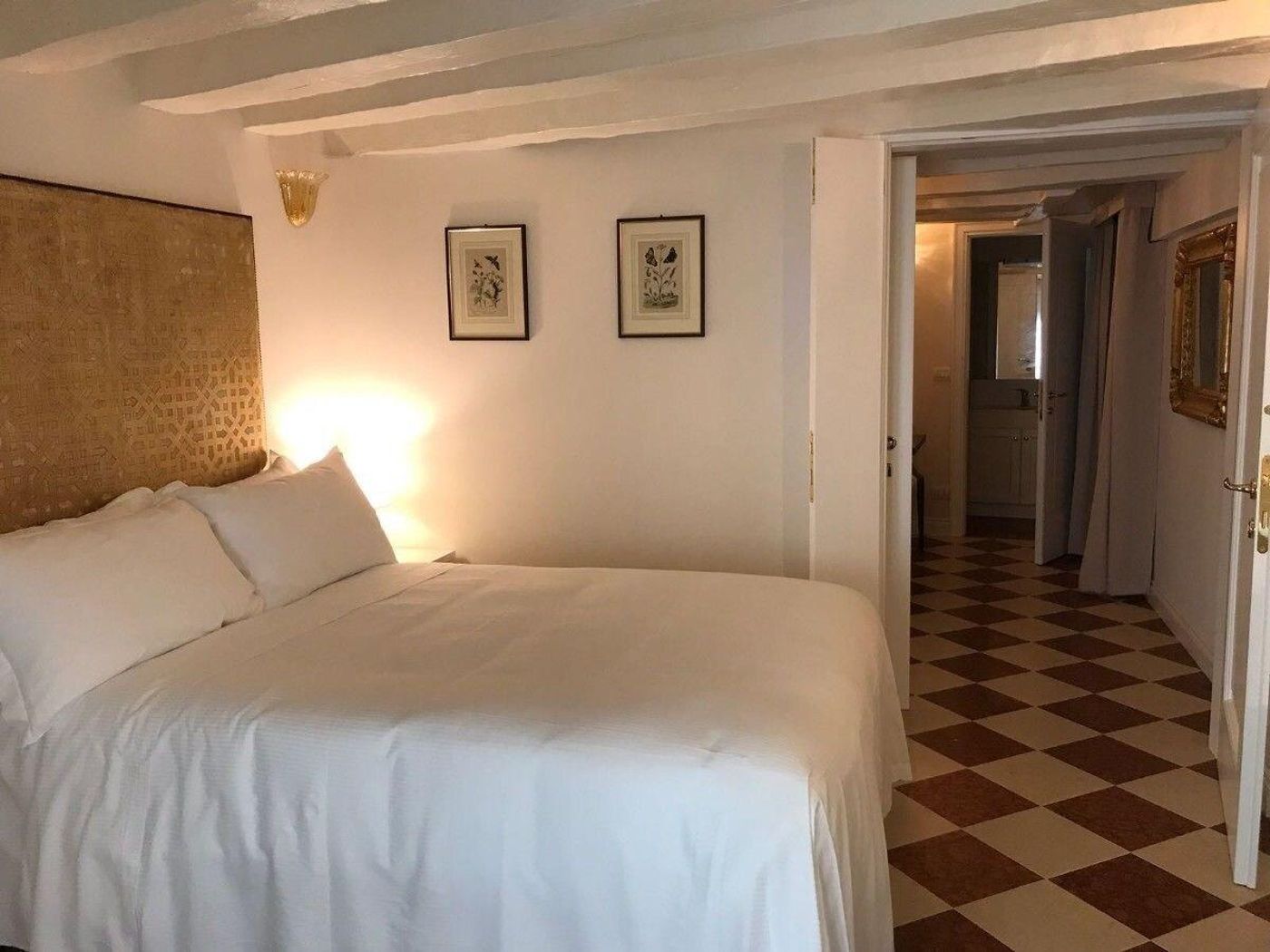 Suites-Alla-Maddalena-Room-22