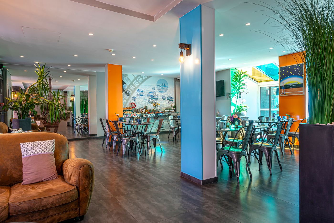 Hotel-Alpha-Paris-Eiffel-by-Patrick-Hayat-Lobby-13