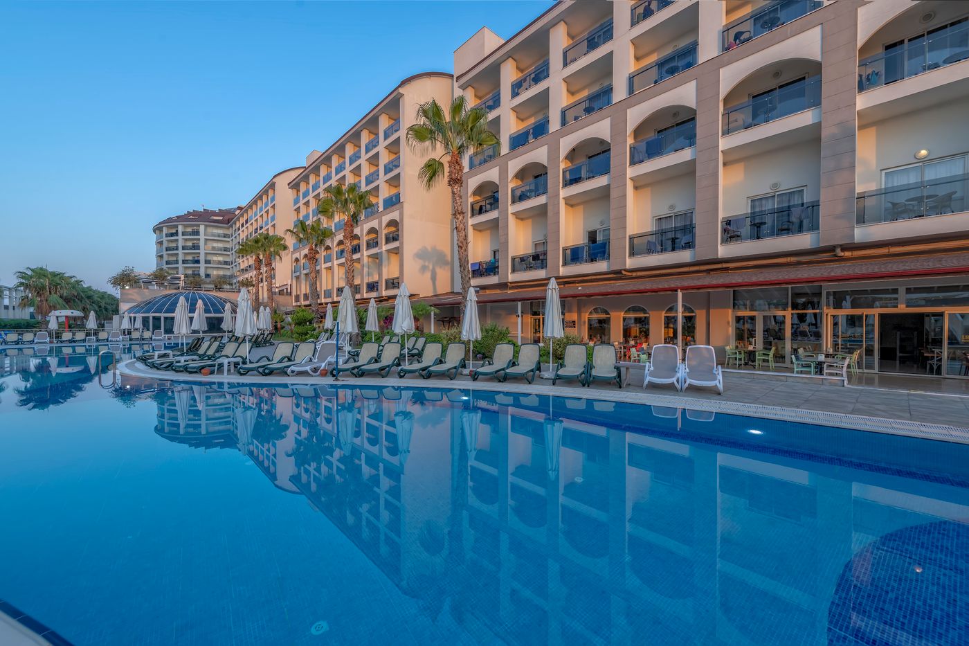 Port River Hotel & Spa