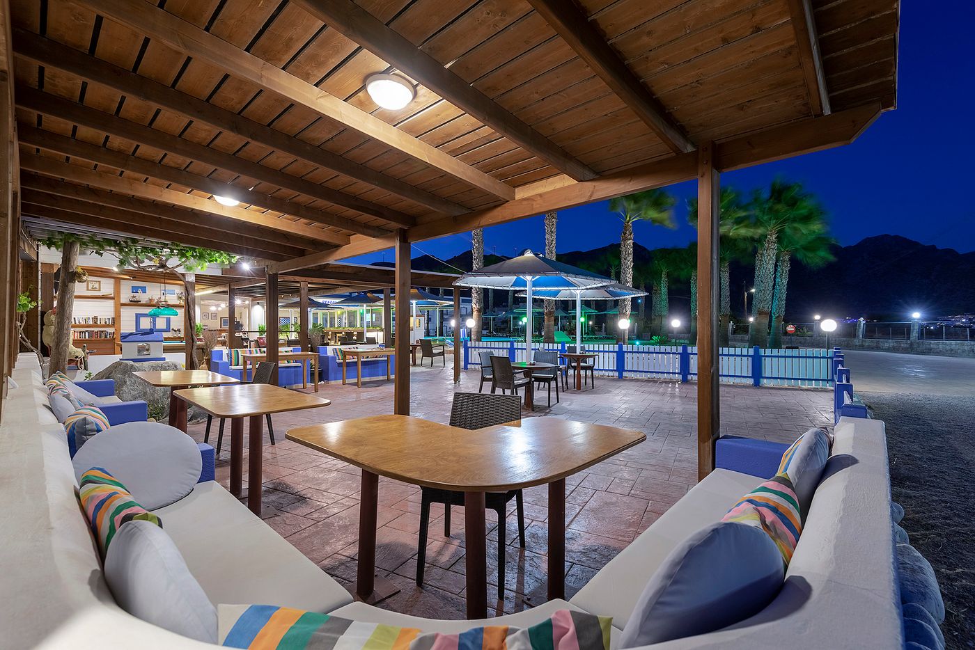 Mammis-Beach-Hotel-Restaurant-22