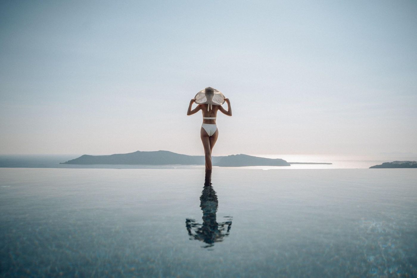 West-East-Suites-Sports-and-Entertainment-102