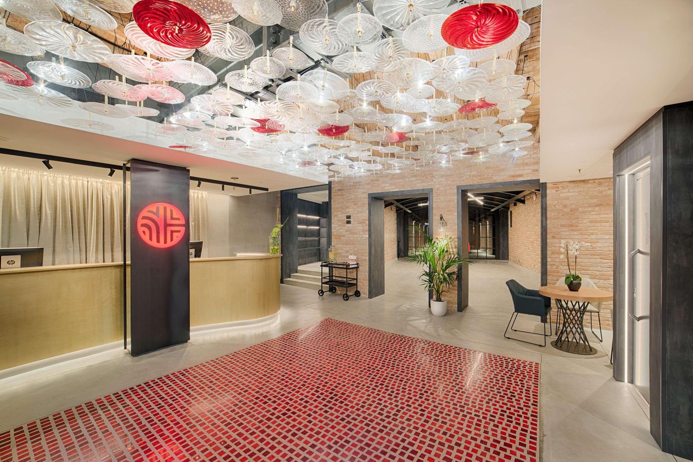 NH-Collection-Venezia-Murano-Villa-Lobby-16