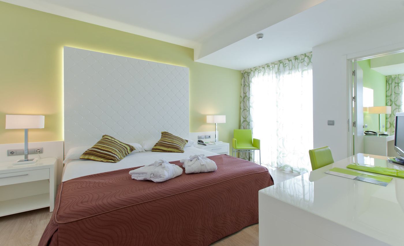 Riviera Beachotel - Adults Only