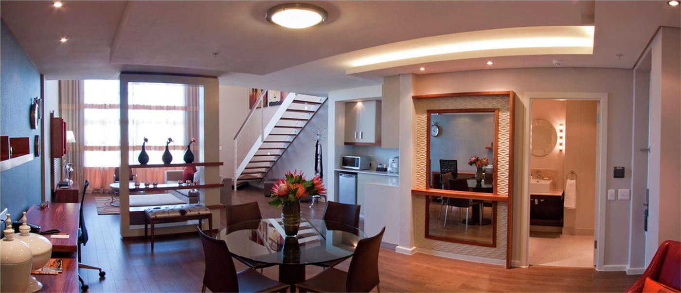 Doubletree-by-Hilton-Cape-Town-Room-43