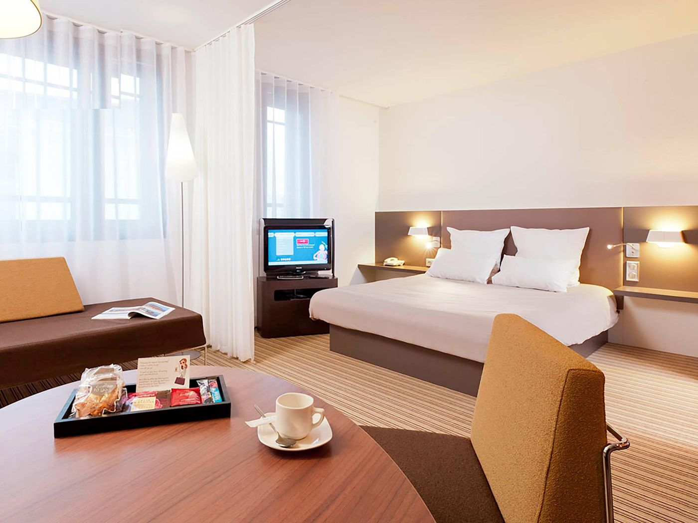 Novotel-Suites-Cannes-Centre-Room-20