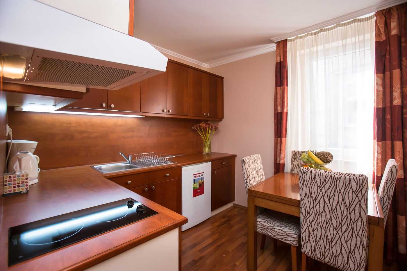 City-Home-Budapest-Room-1