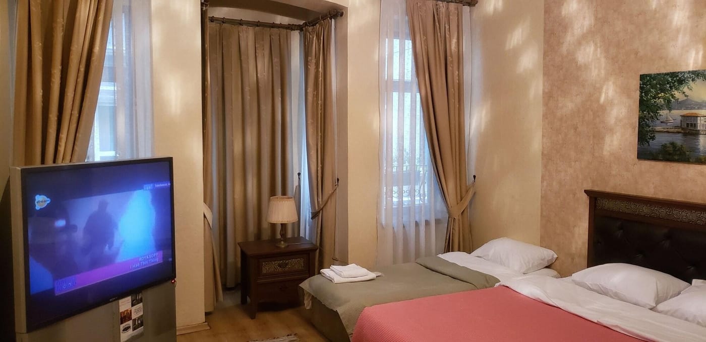 Istanbul-Shamrock-Hotel-Room-3