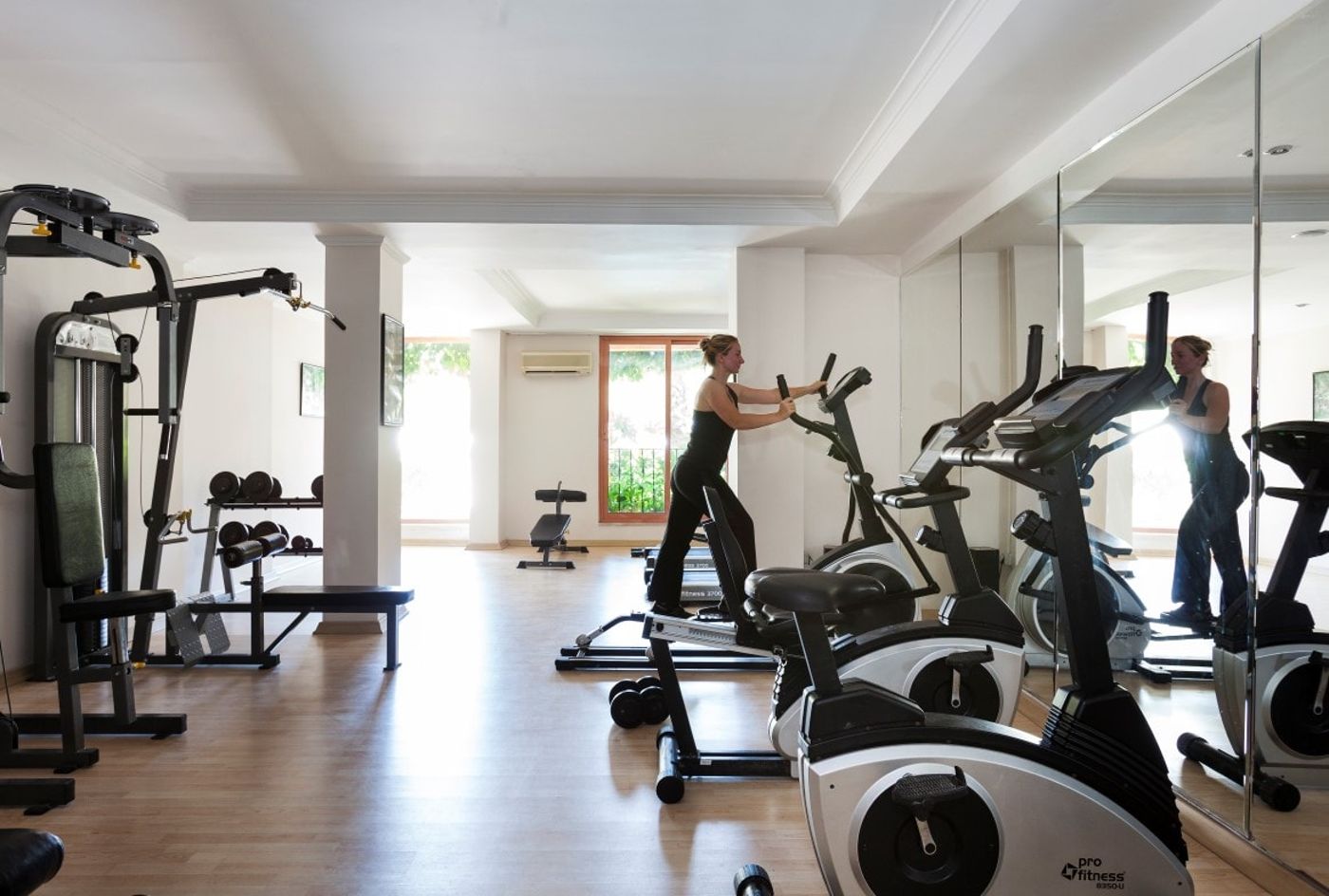 MHoliday Hotels Stone Palace