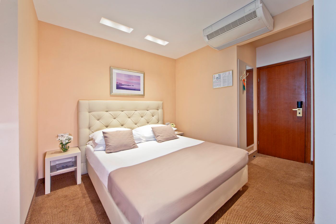Hotel Central-Croatia-ZAGREB-Room-5