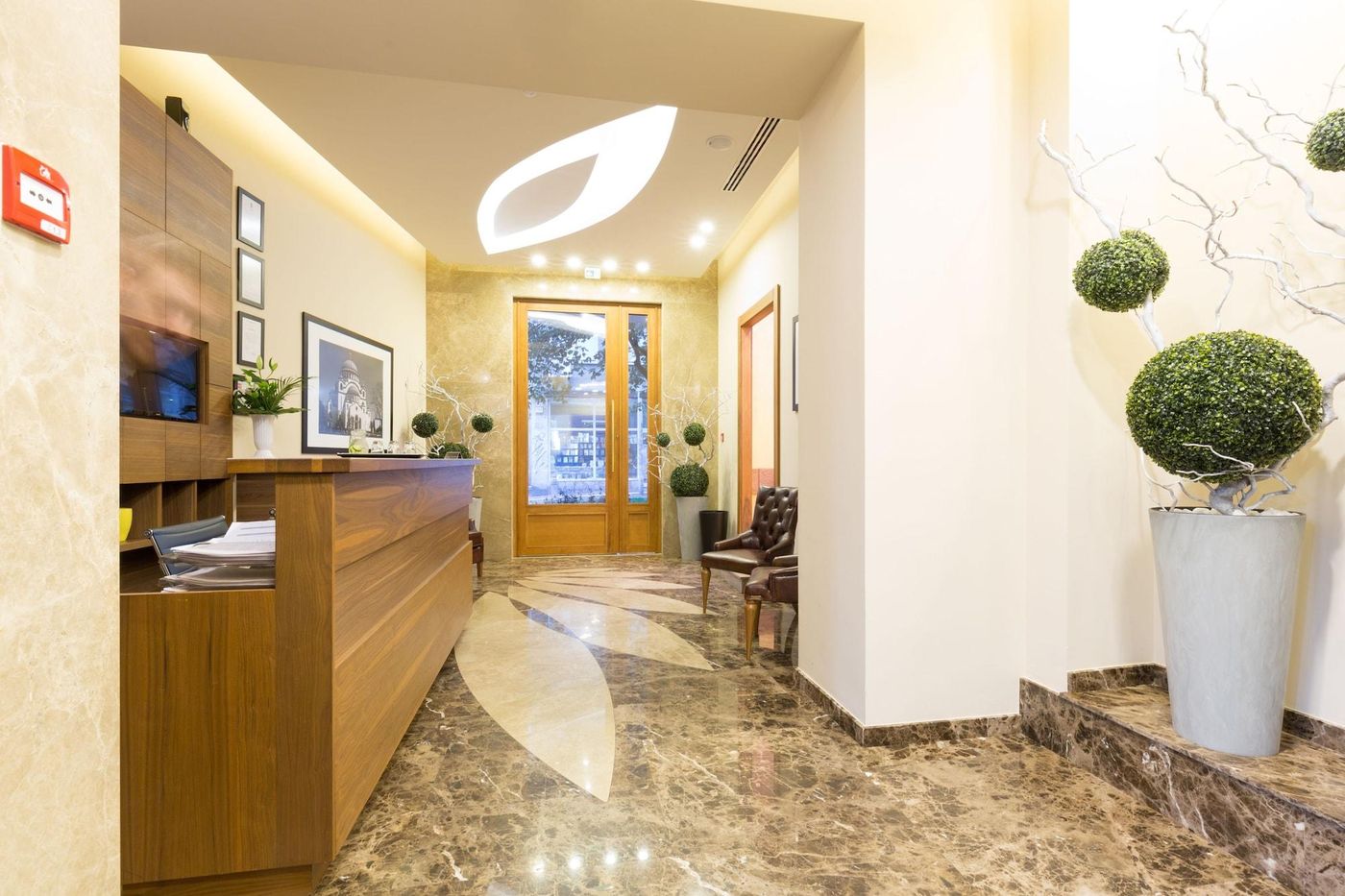 City Savoy-Serbia-Belgrade-Lobby-6