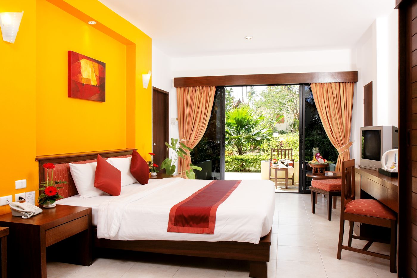 All-Seasons-Naiharn-Phuket-Room-18