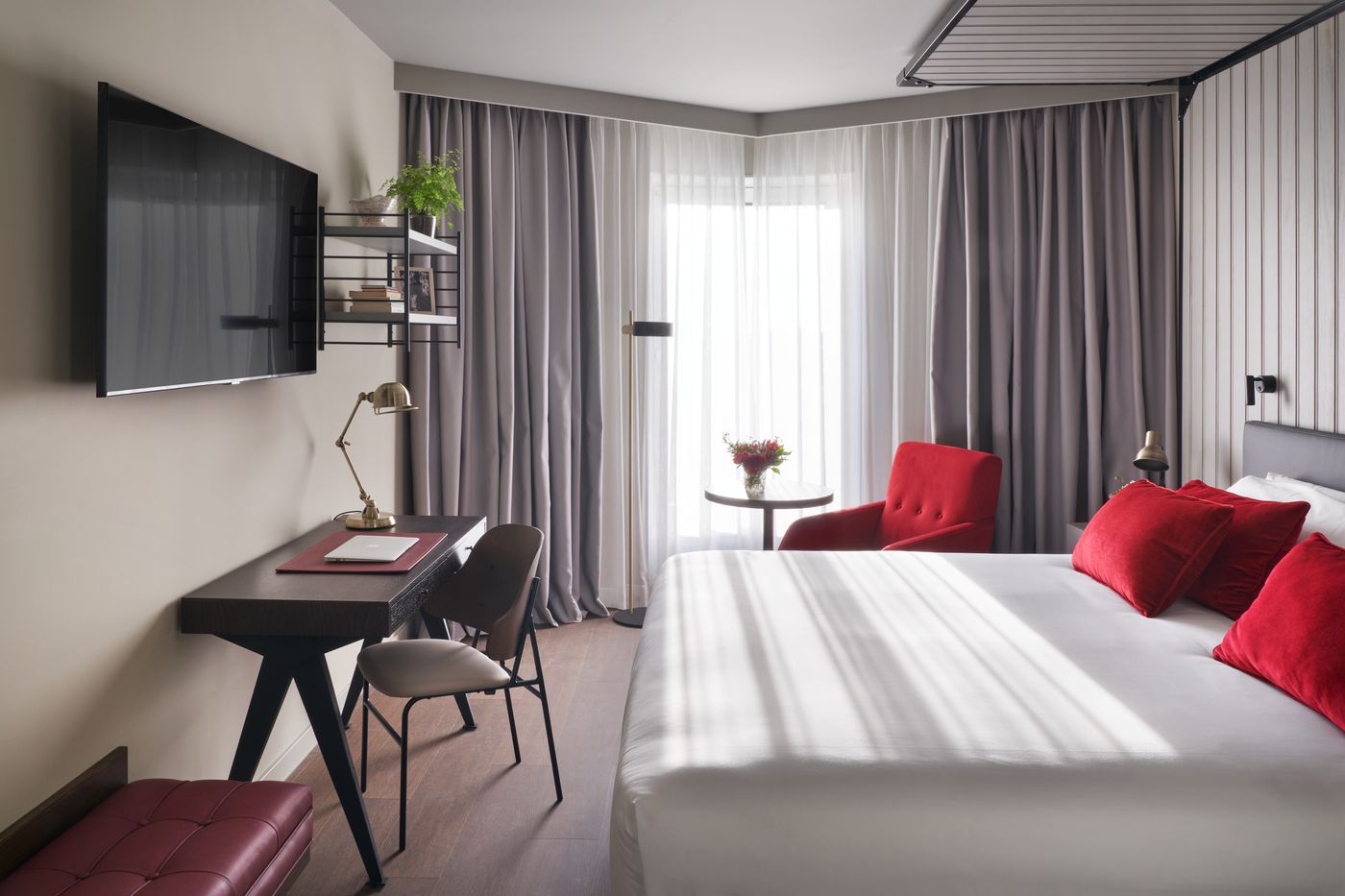 Canopy-by-Hilton-Madrid-Castellana-Room-41