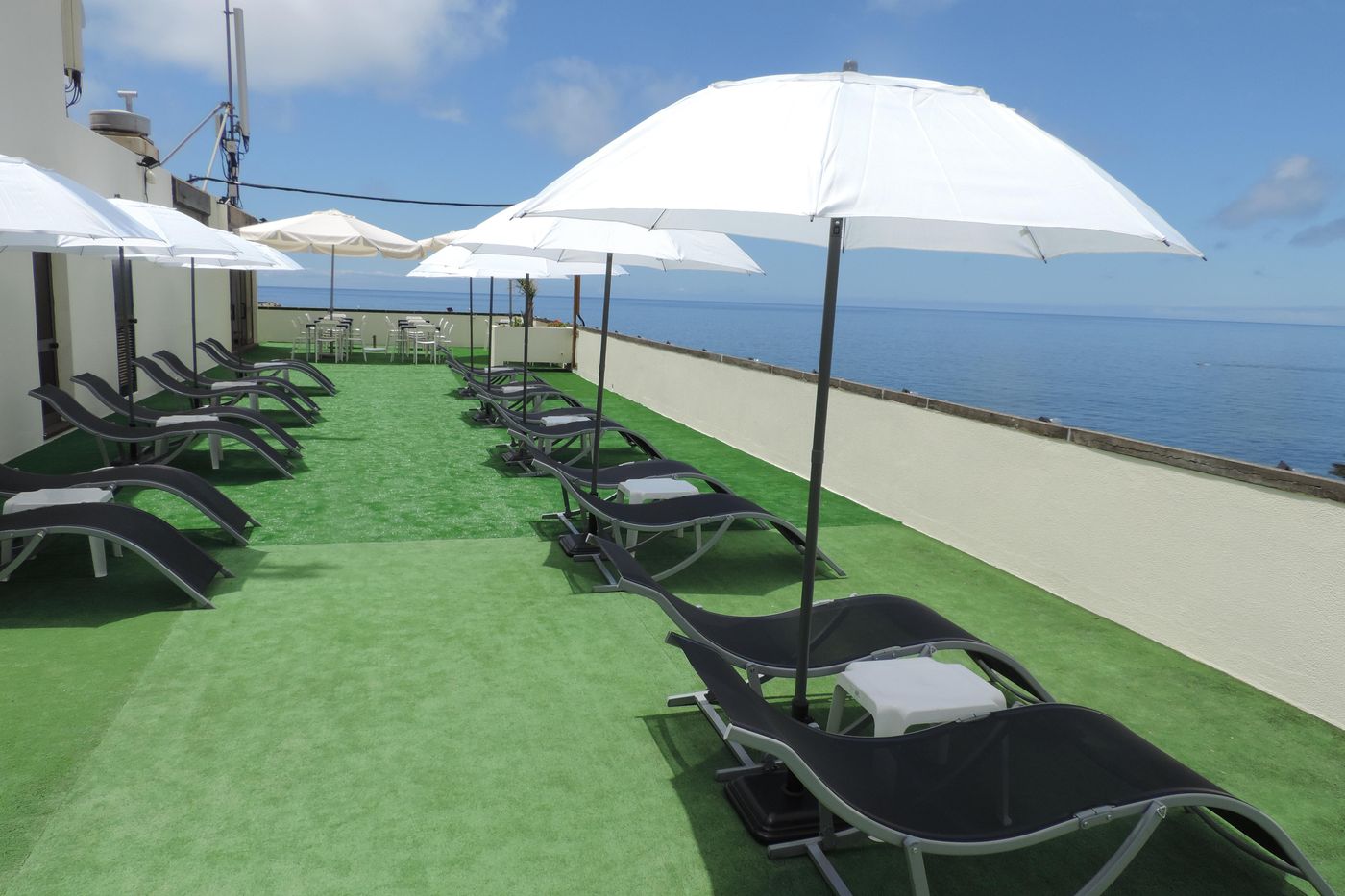 Cheerfulway-Bravamar-Hotel-Terrace-25