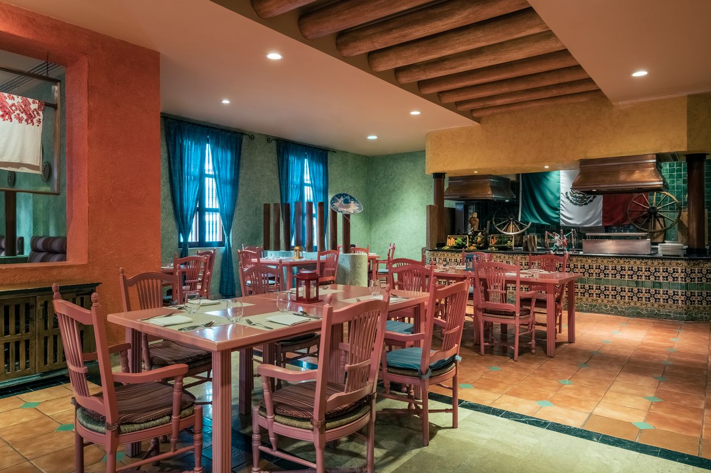 Iberostar-Waves-Paraiso-Beach-Restaurant-52