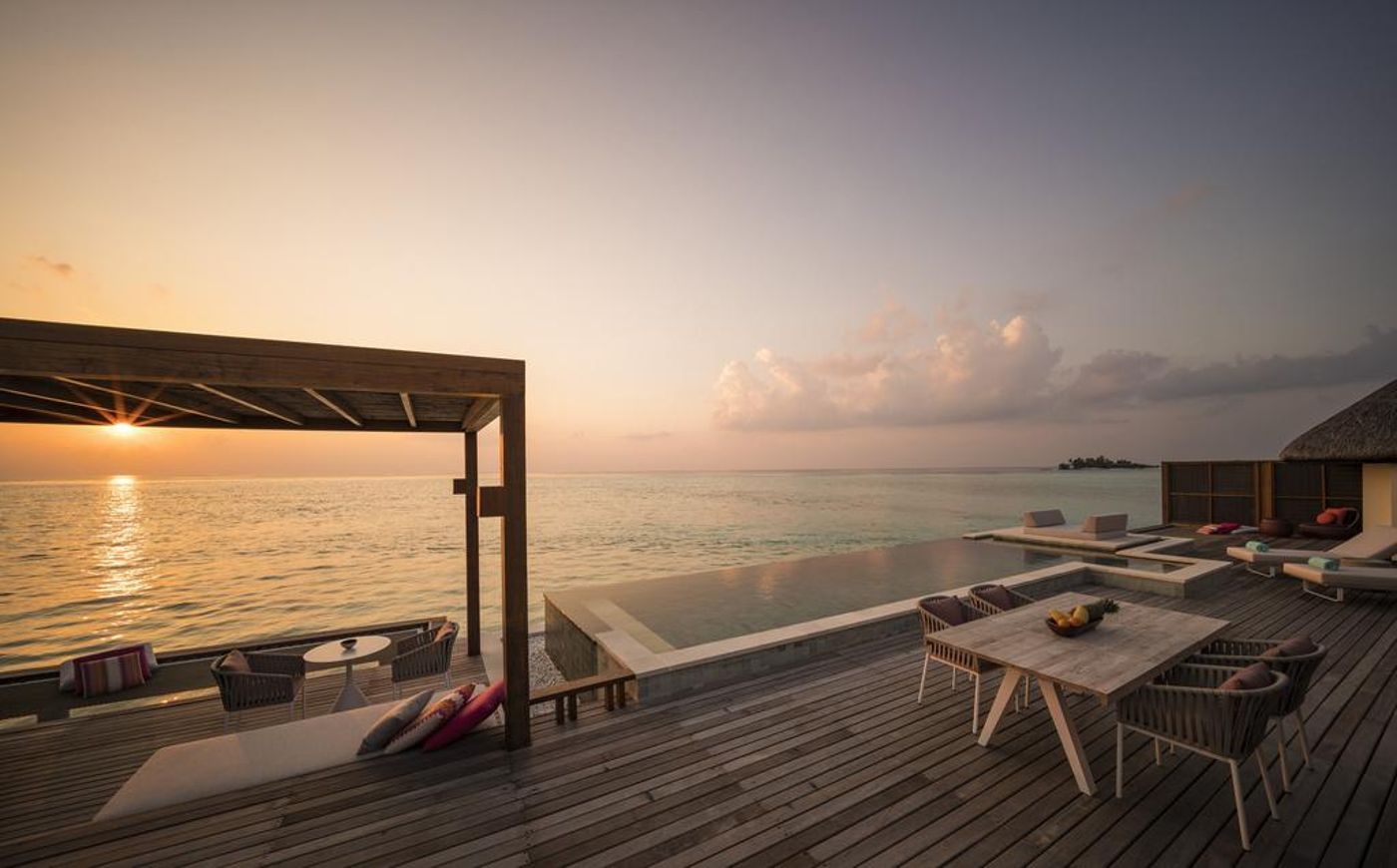 Four Seasons Kudahuraa