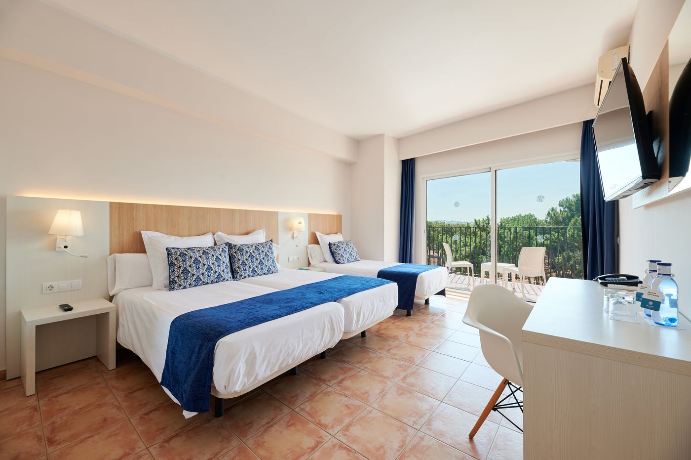 Alua-Sun-Marbella-Park-Room-30
