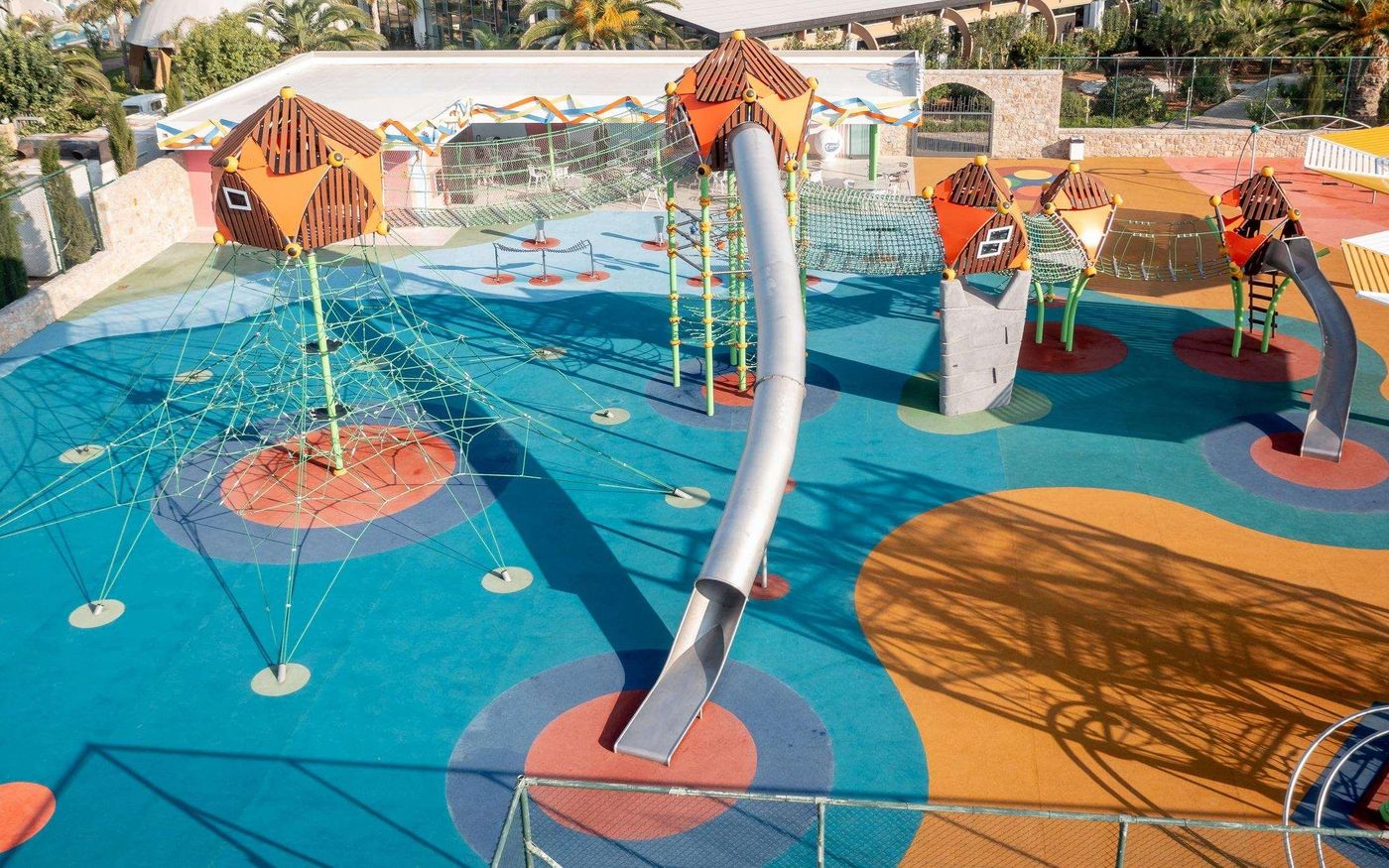 Lyttos-Beach-Sports-and-Entertainment-65