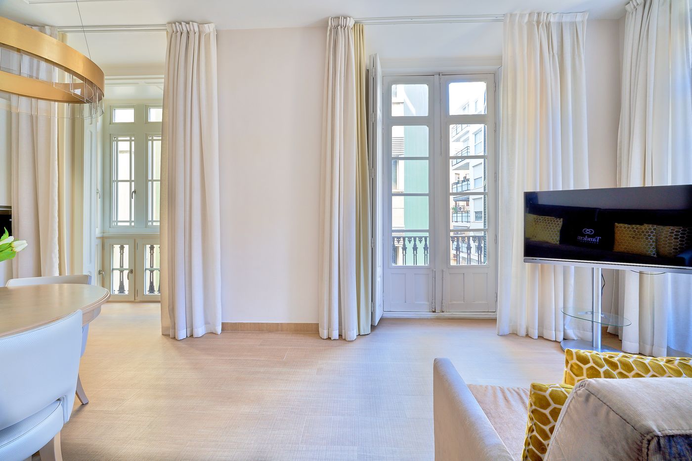 Tandem-Soho-Suites-Room-37