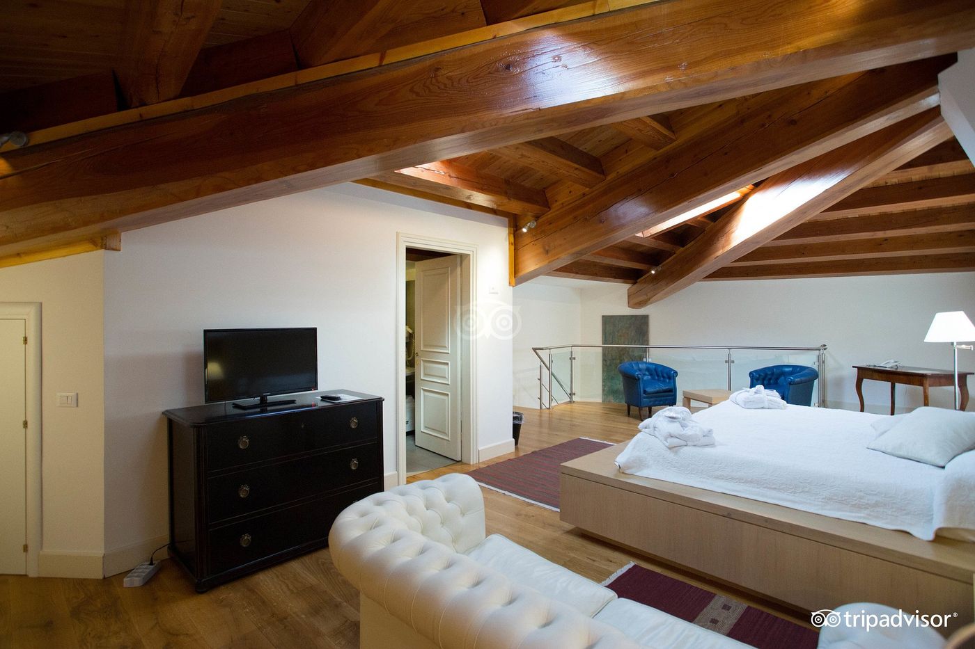 Palazzo-Brunaccini-Room-14