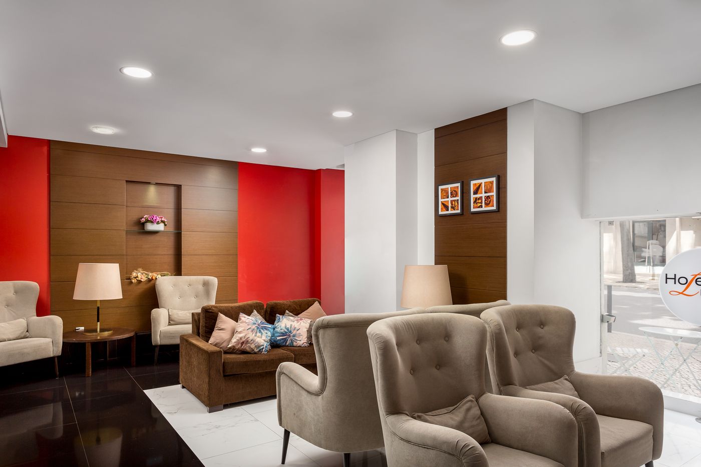 Hotel-Luena-Lobby-13