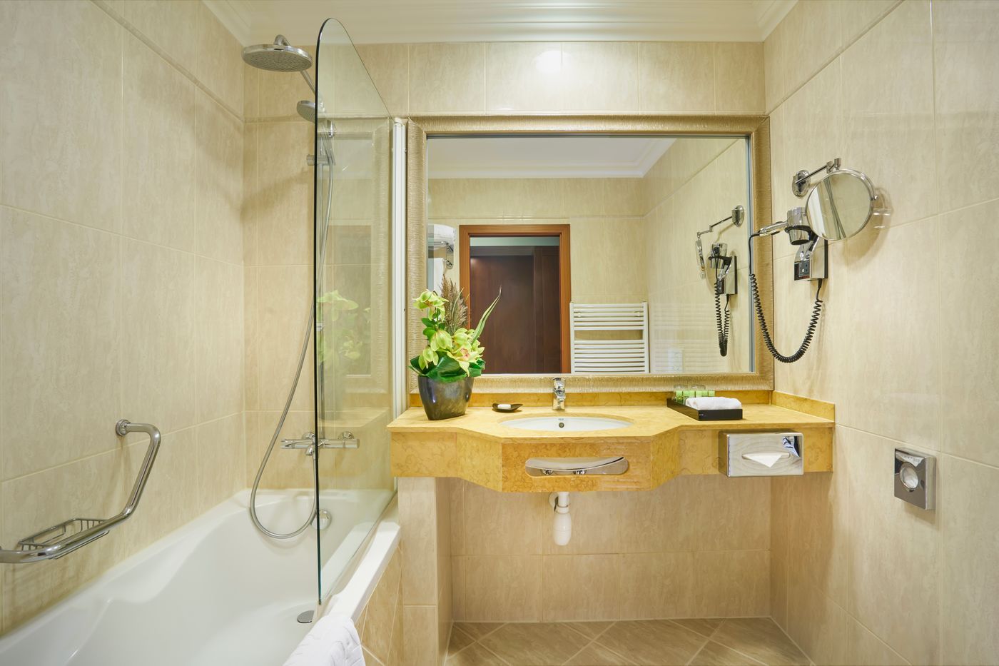 Kosher-Hotel-King-David-Room-21