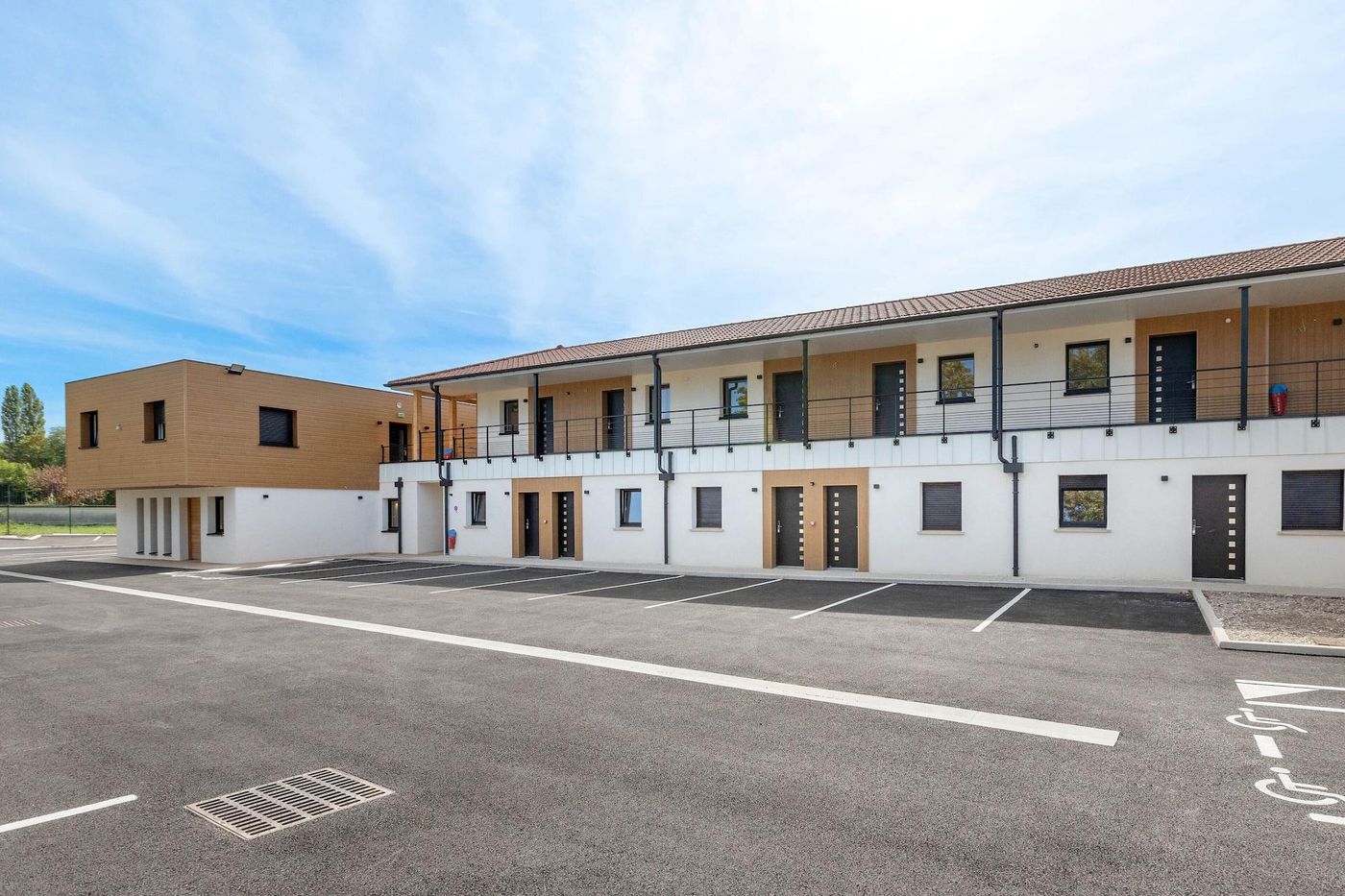 Appart Hotel Coraline - France - GENAS 69740 FRANCE - General view - 4