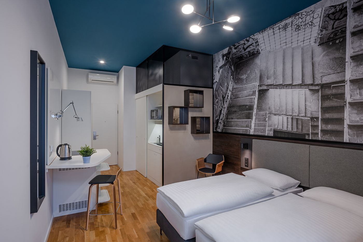 Dean-s-Home-Budapest-Room-19