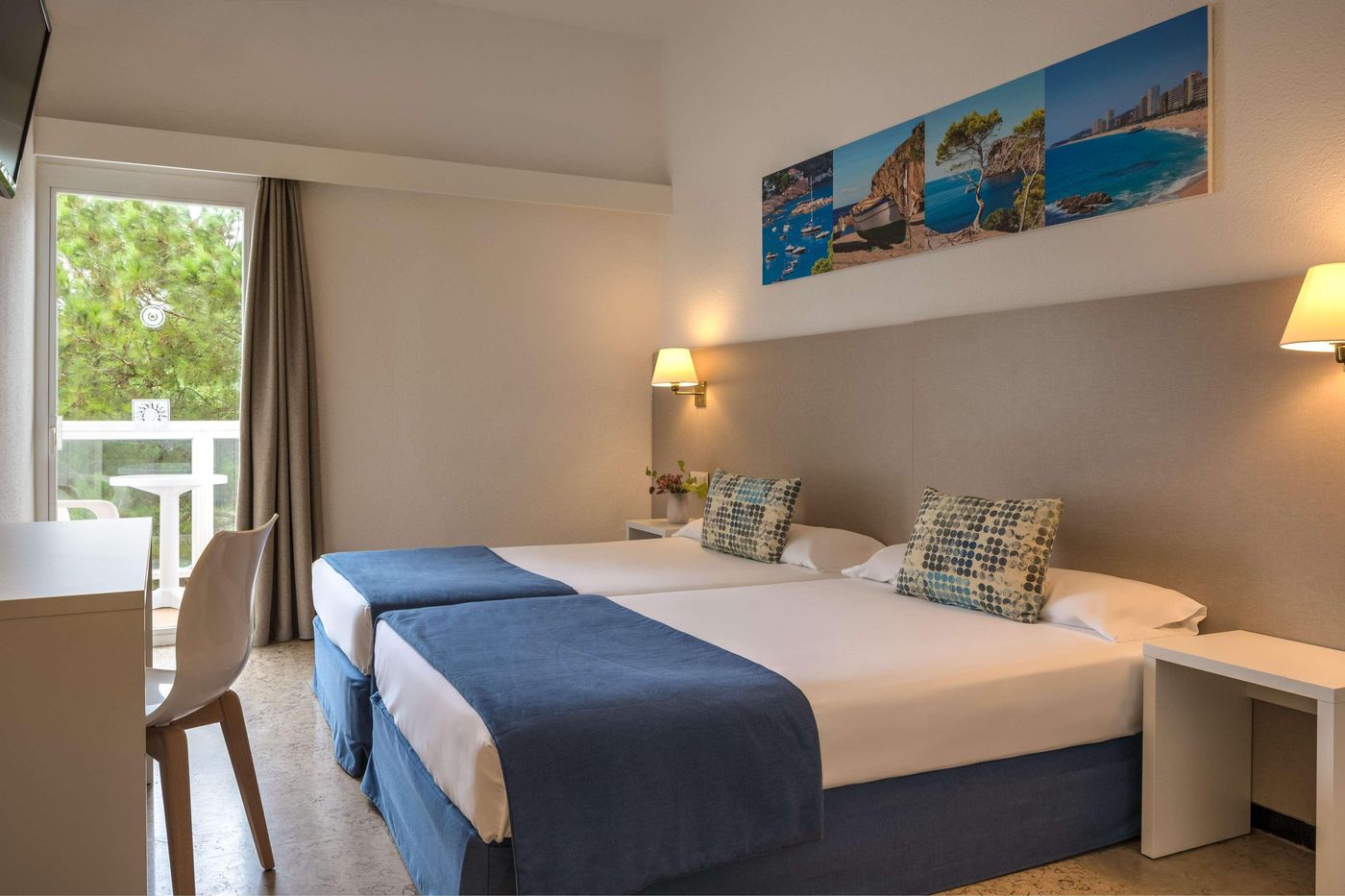 htop-Caleta-Palace-Room-14