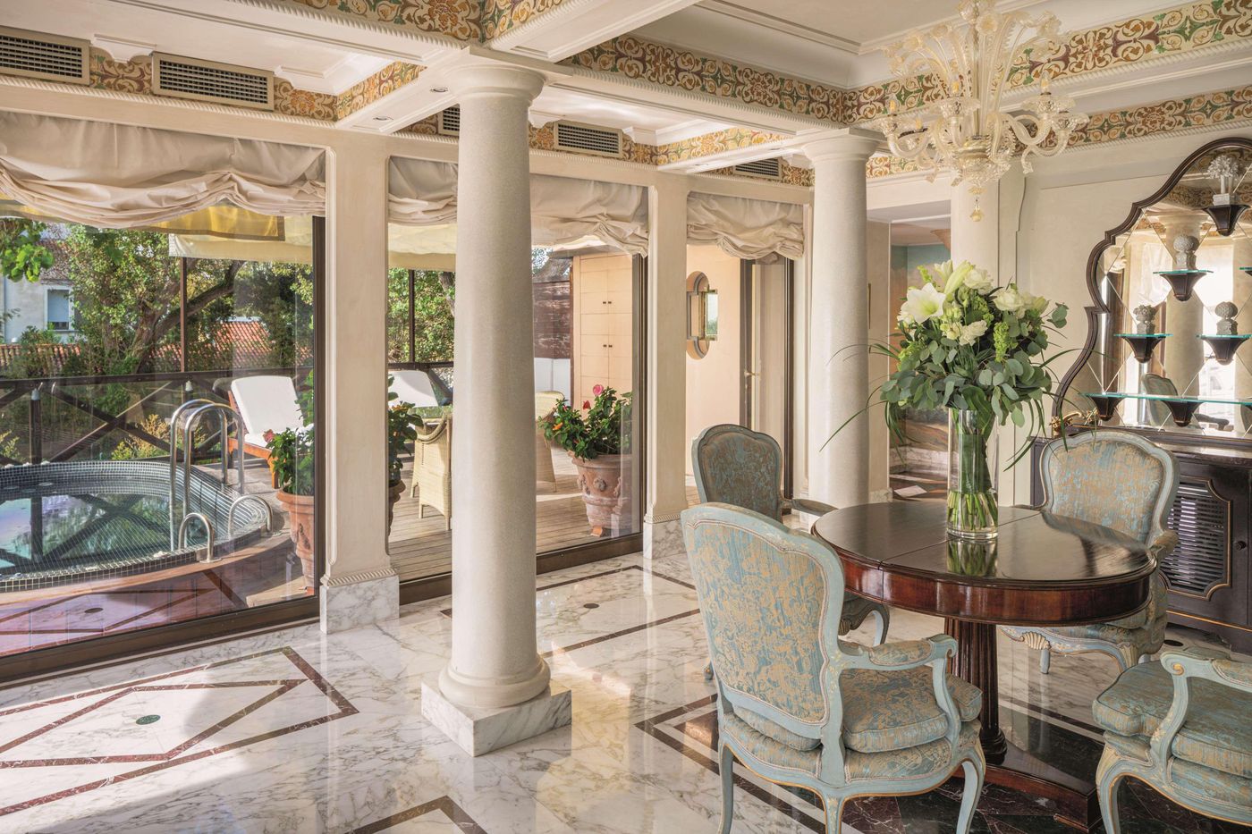 Hotel-Cipriani--A-Belmond-Hotel--Venice-Room-5