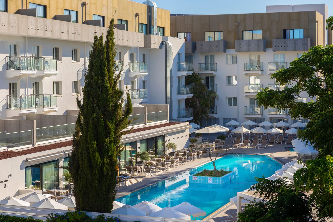 Anemi-Hotel-and-Suites-Pool-2