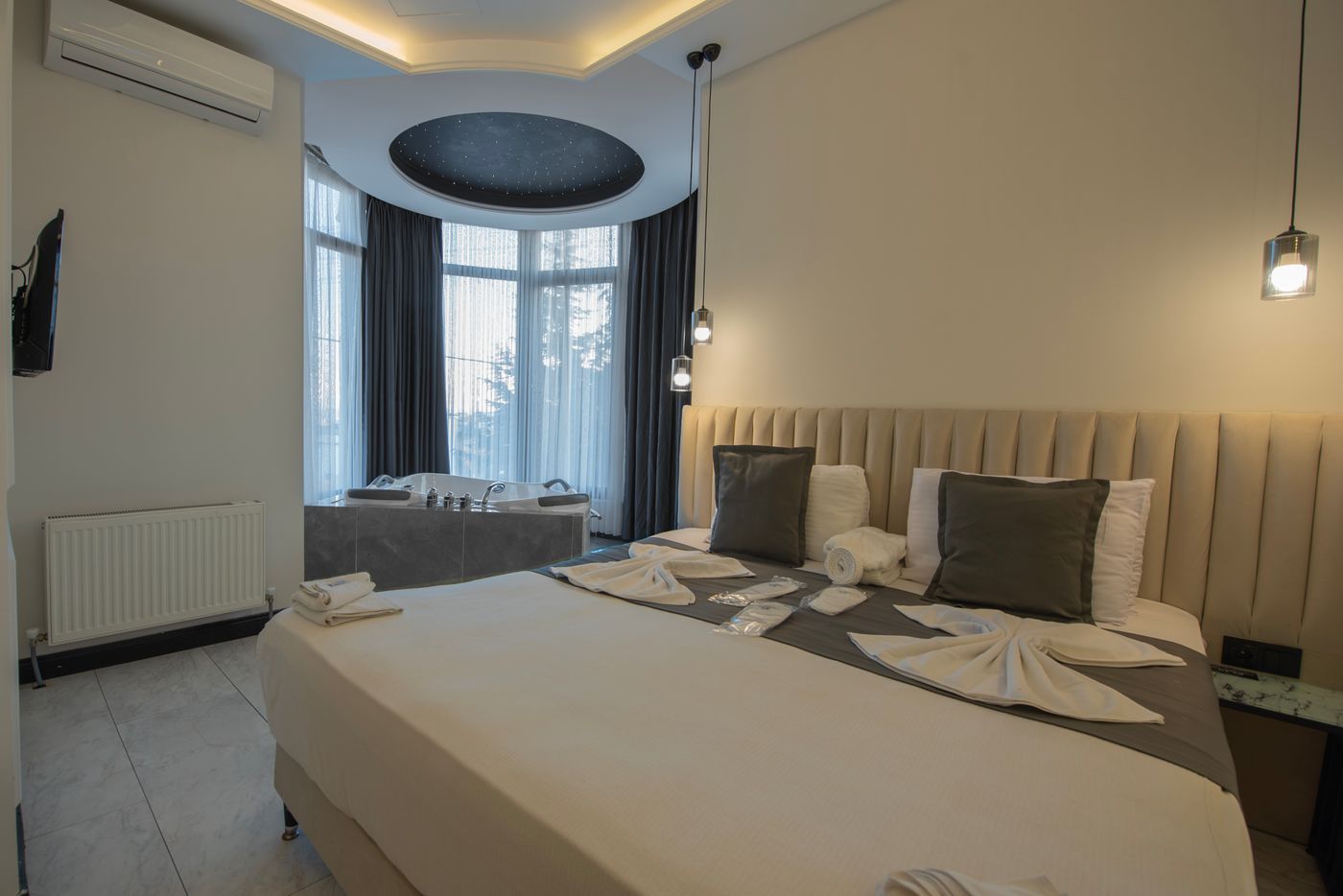 D-Twins-Airport-Hotel-Room-2