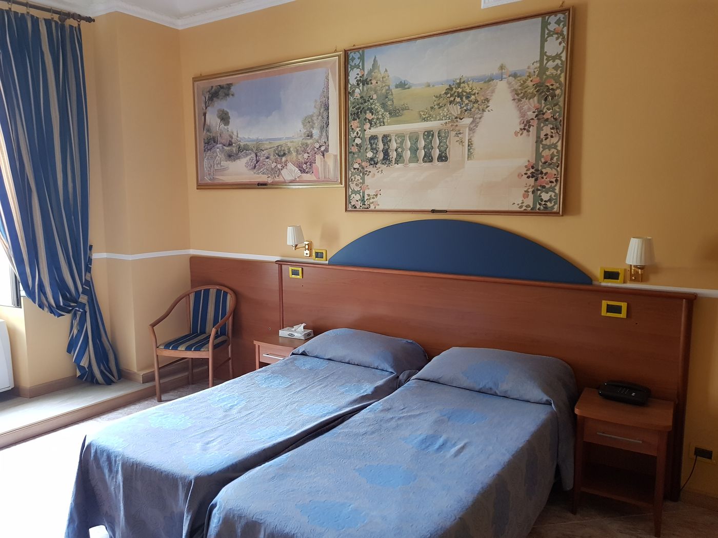 Hotel-Kennedy-Room-36