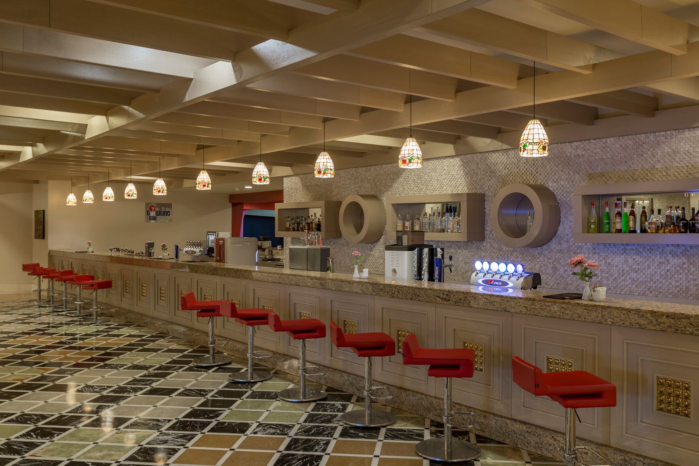 Royal-Alhambra-Palace-Bar-45