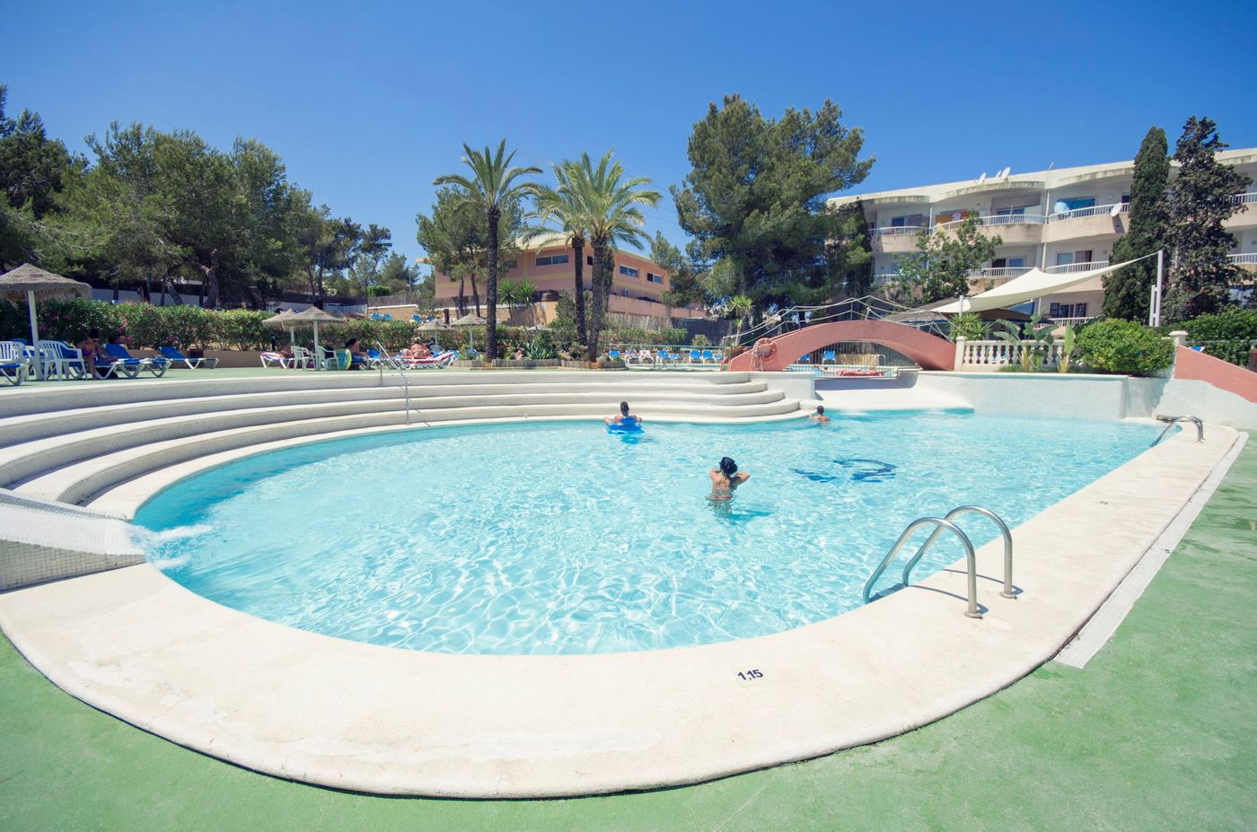 Azuline-Hotel-Mar-Amantis-Pool-4