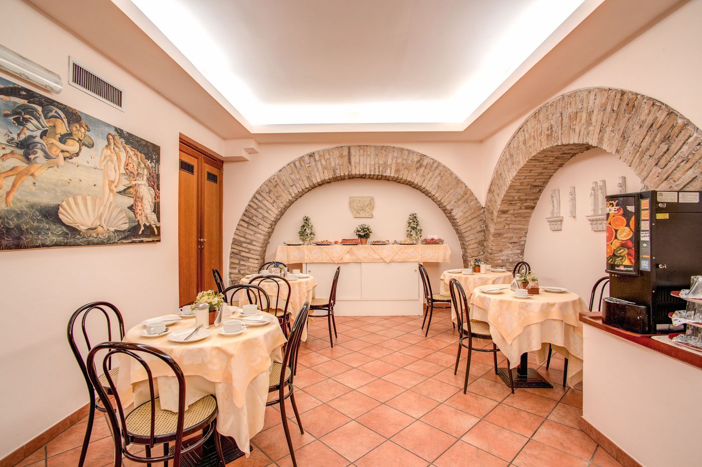 Corona-Restaurant-38